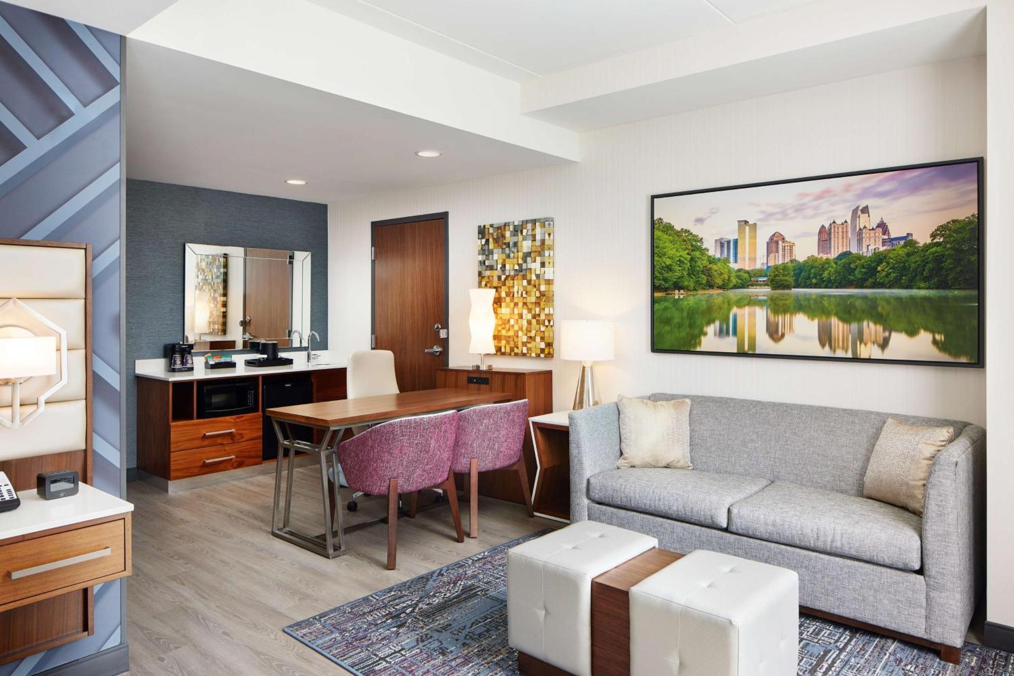 Embassy Suites By Hilton Atlanta Airport North Hapeville Екстер'єр фото